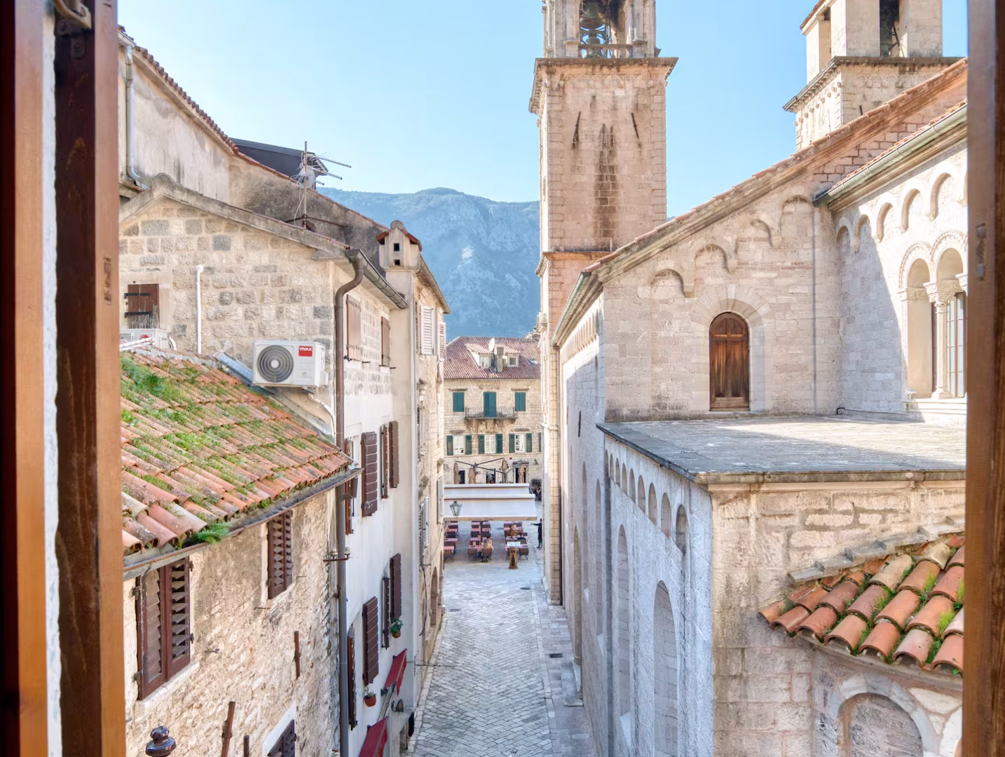 Yang accommodation in Kotor Old Town – photo 1