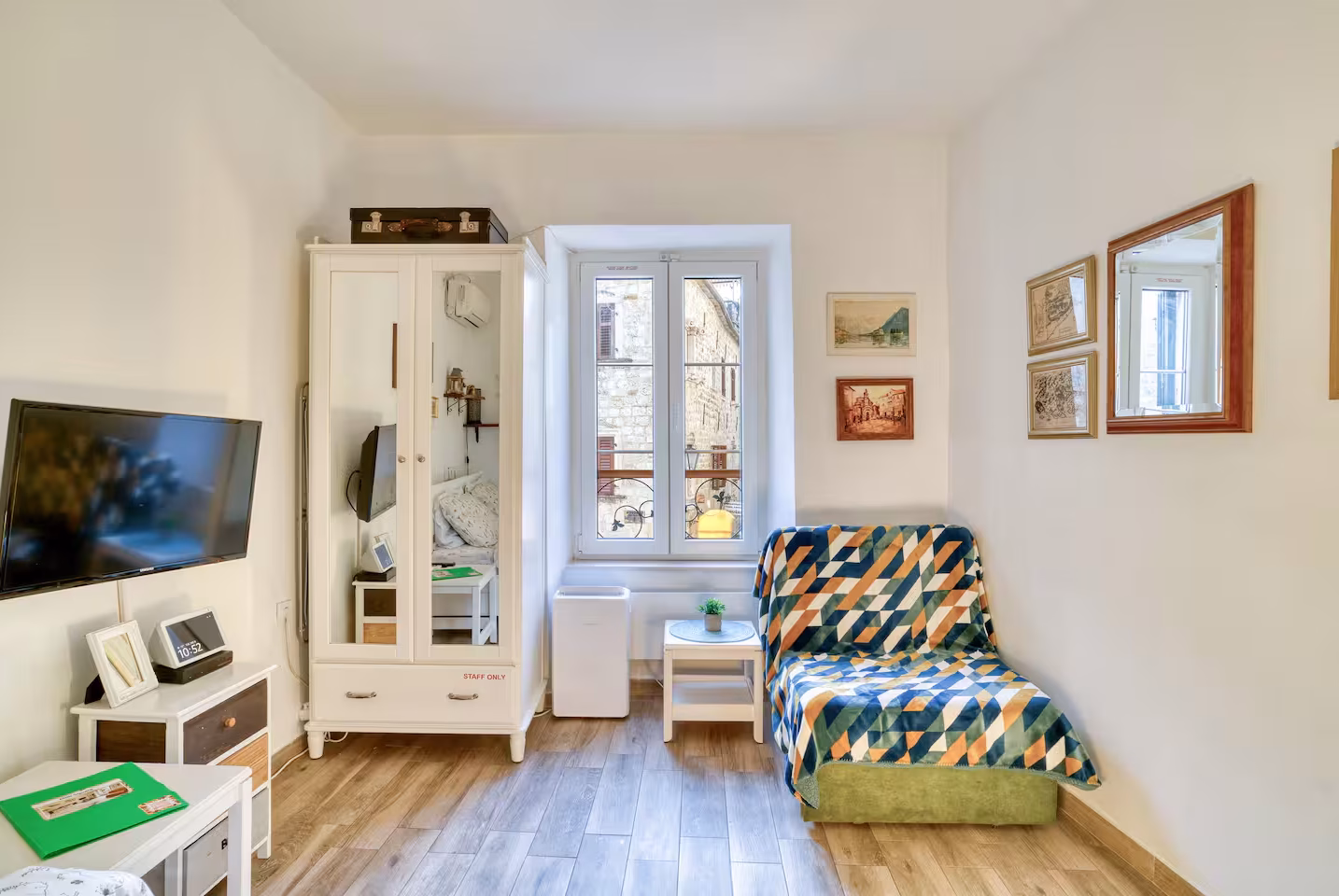 Milk Square accommodation in Kotor Old Town – photo 3