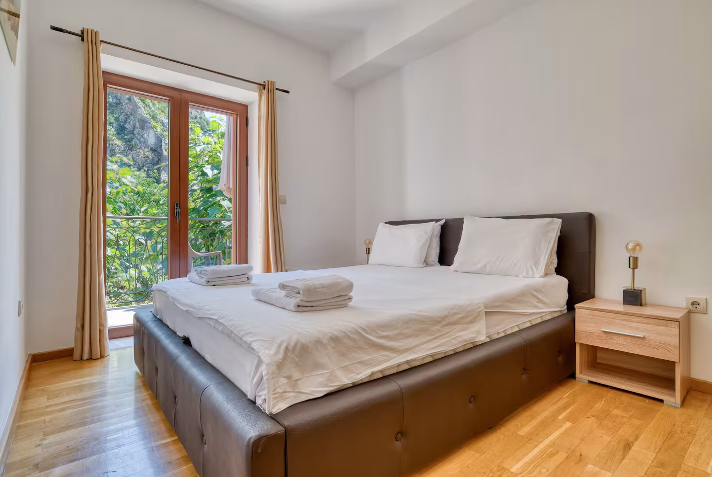 Fiumera accommodation in Kotor – photo 4