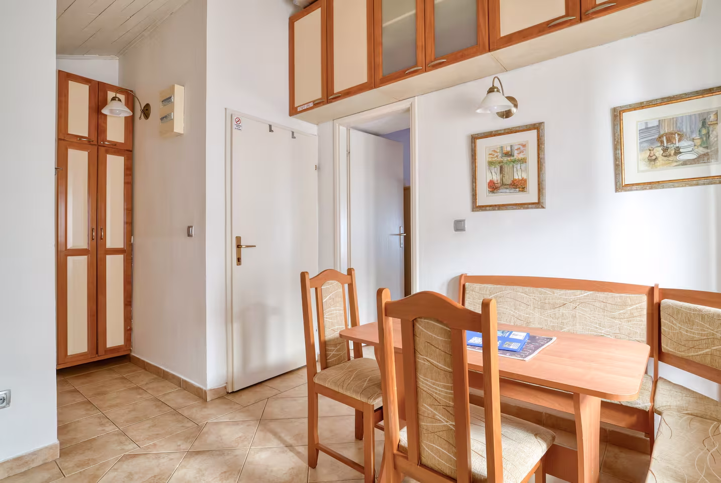 Artemis & Apollo Umbrella accommodation in Kotor Old Town – photo 6