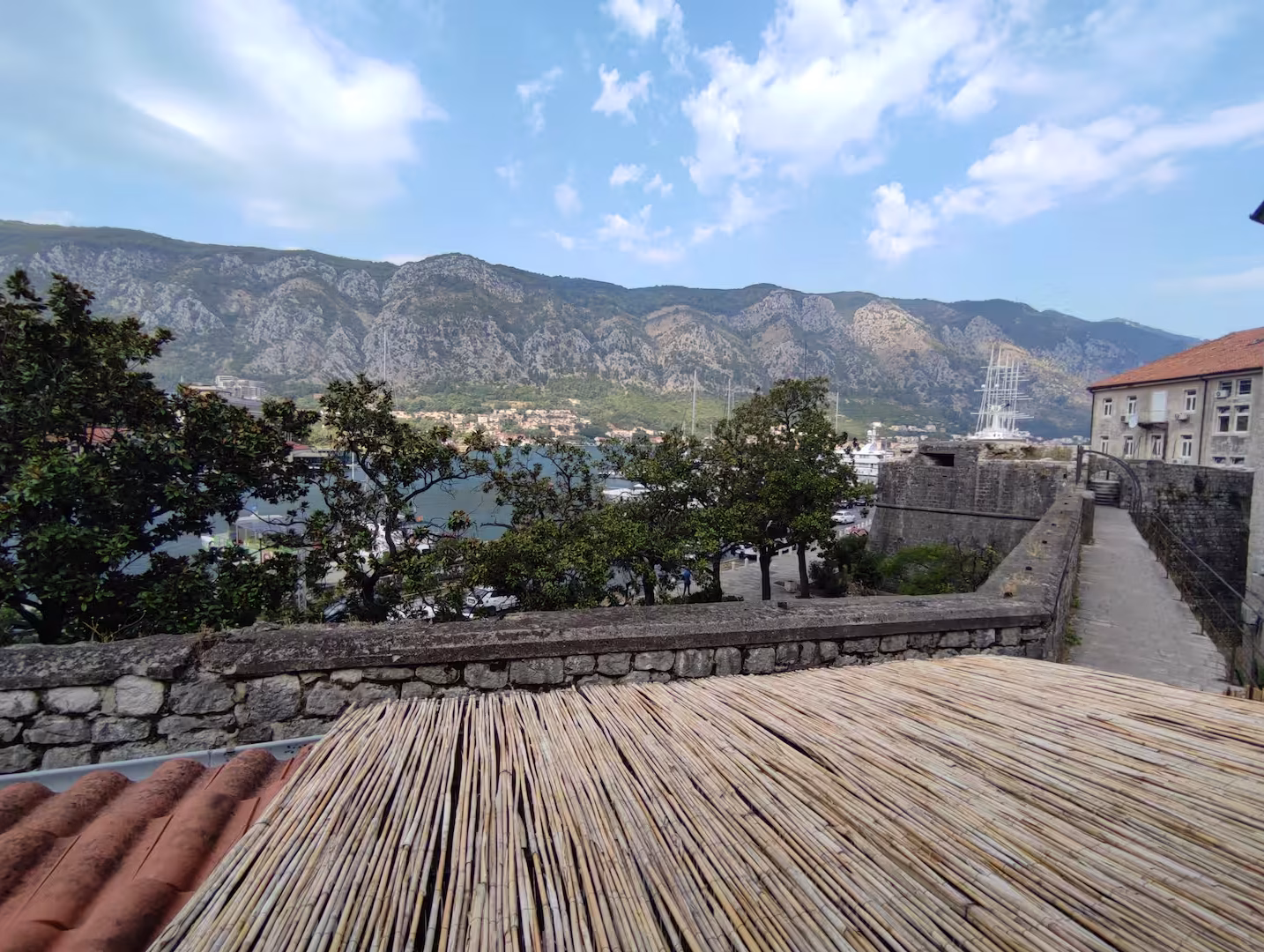 Matahari accommodation in Kotor Old Town – photo 7