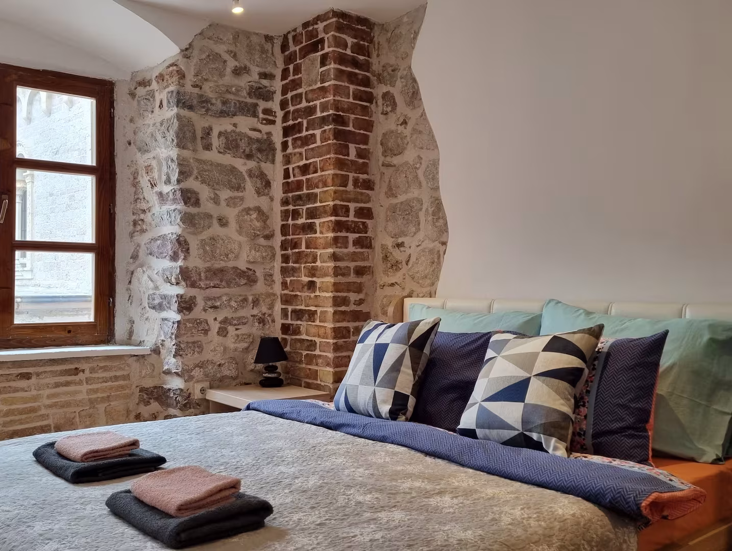 Yang accommodation in Kotor Old Town – photo 7