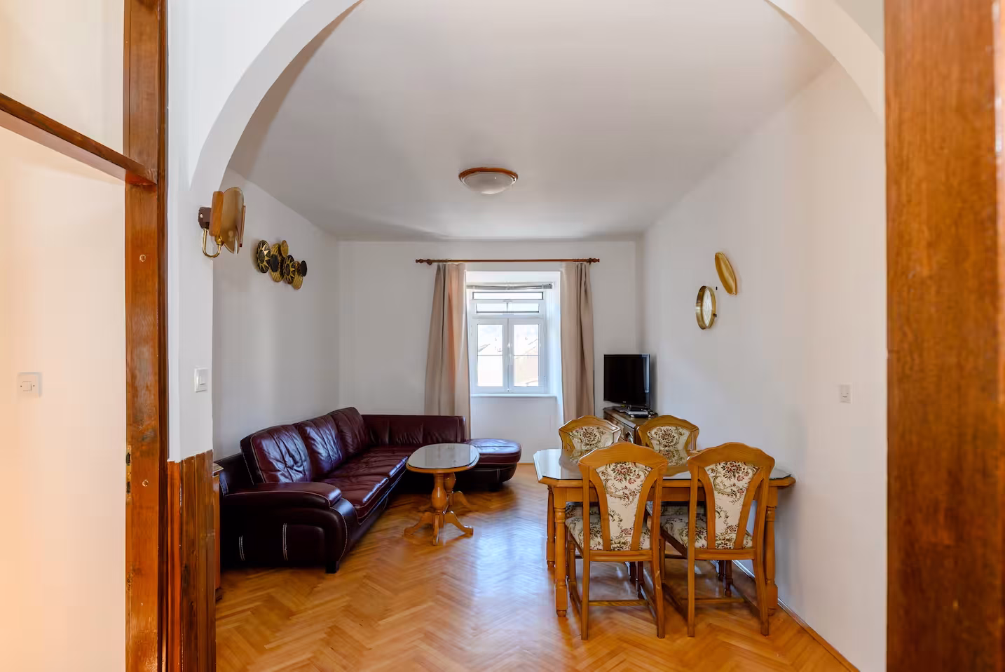 Pluto accommodation in Kotor Old Town – photo 10
