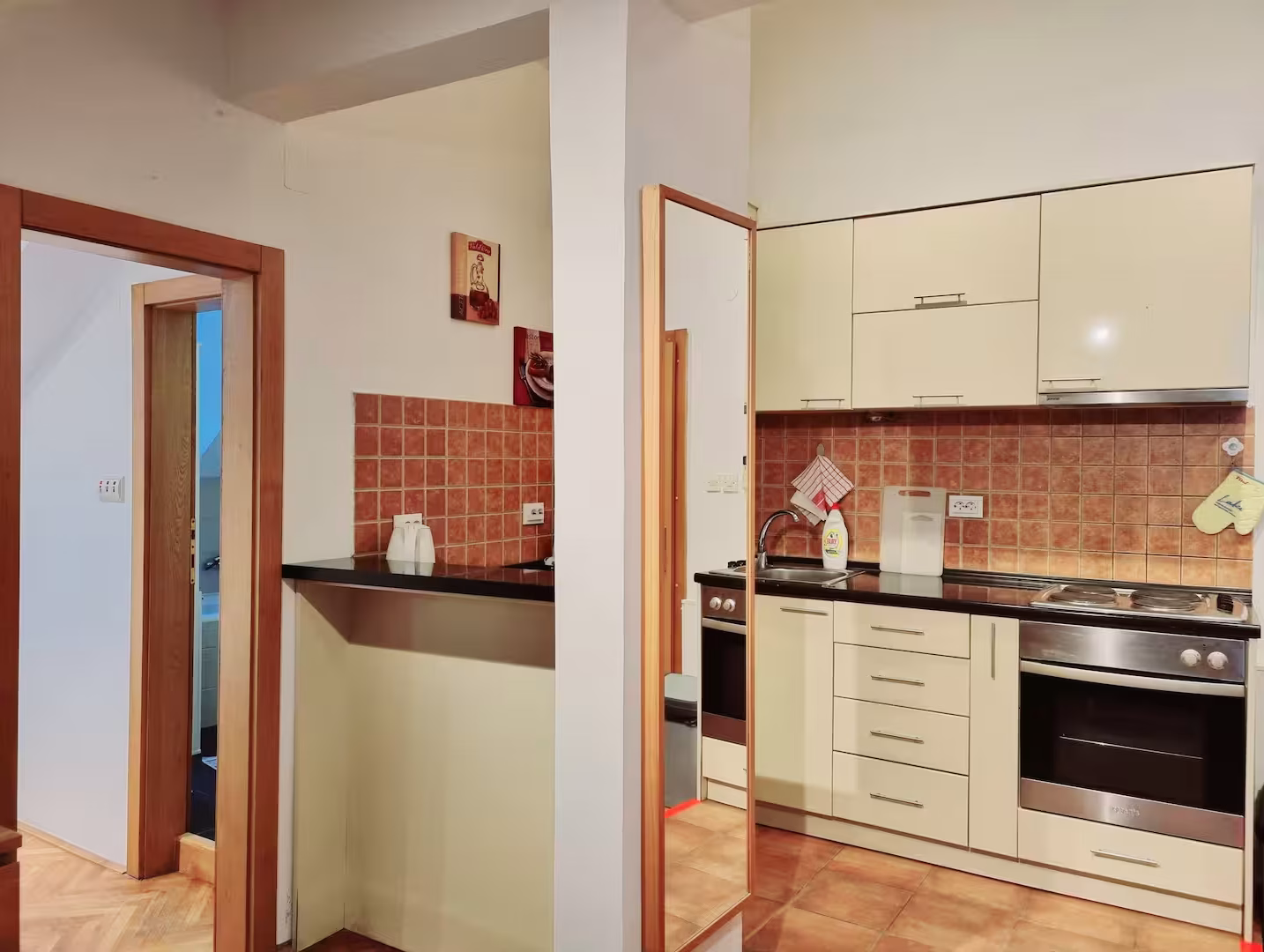 Garuda Dua accommodation in Kotor Old Town – photo 18