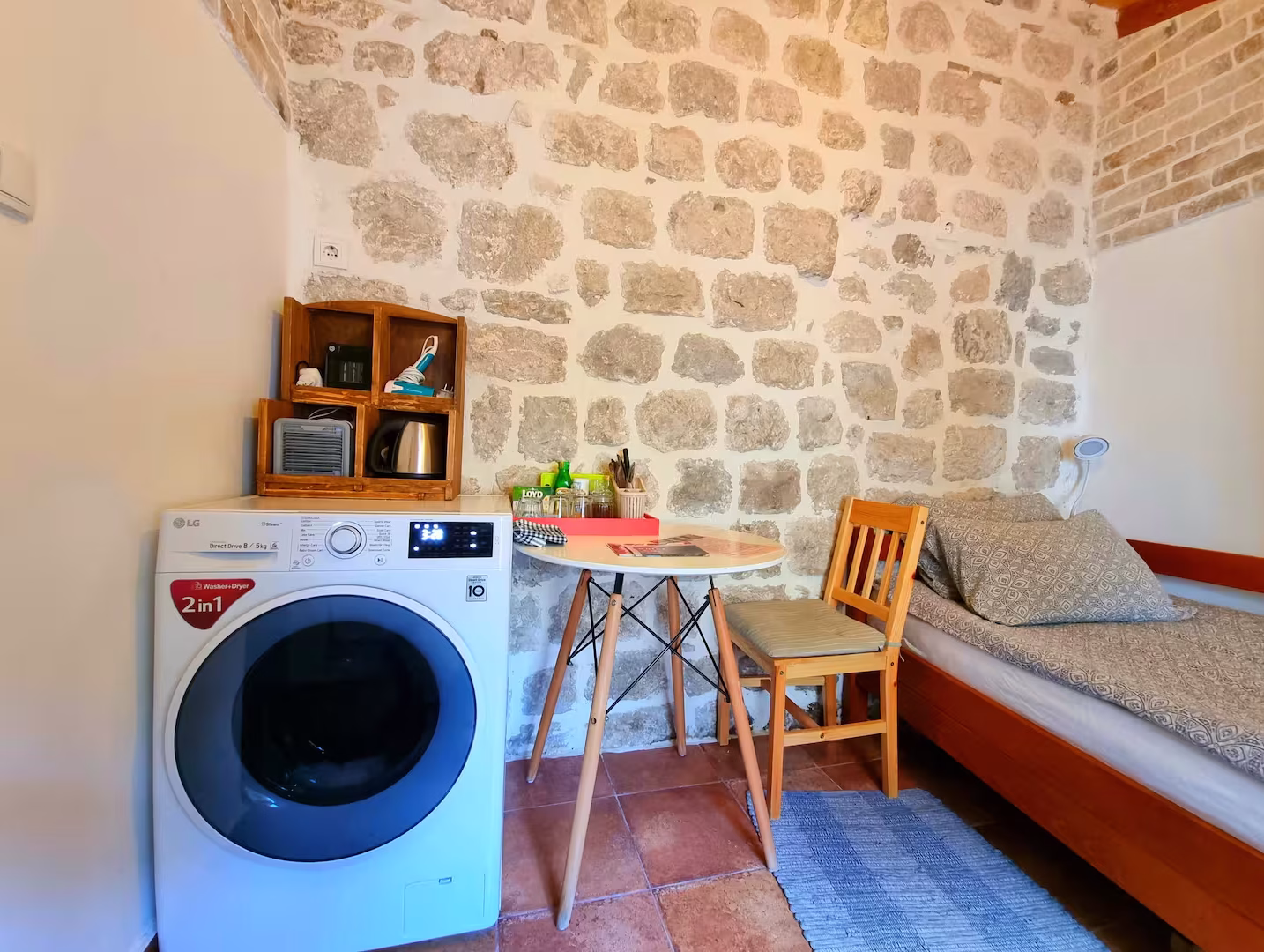 Kecil Lain accommodation in Kotor Old Town – photo 18