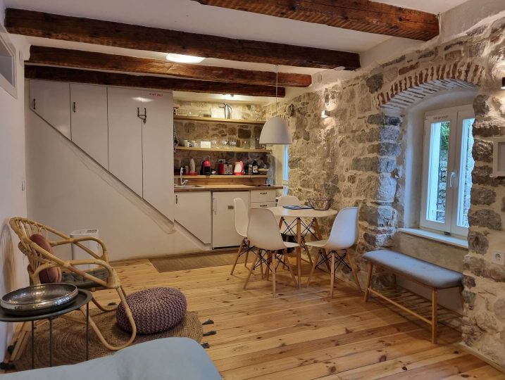 Raksasa accommodation in Kotor Old Town – photo 18