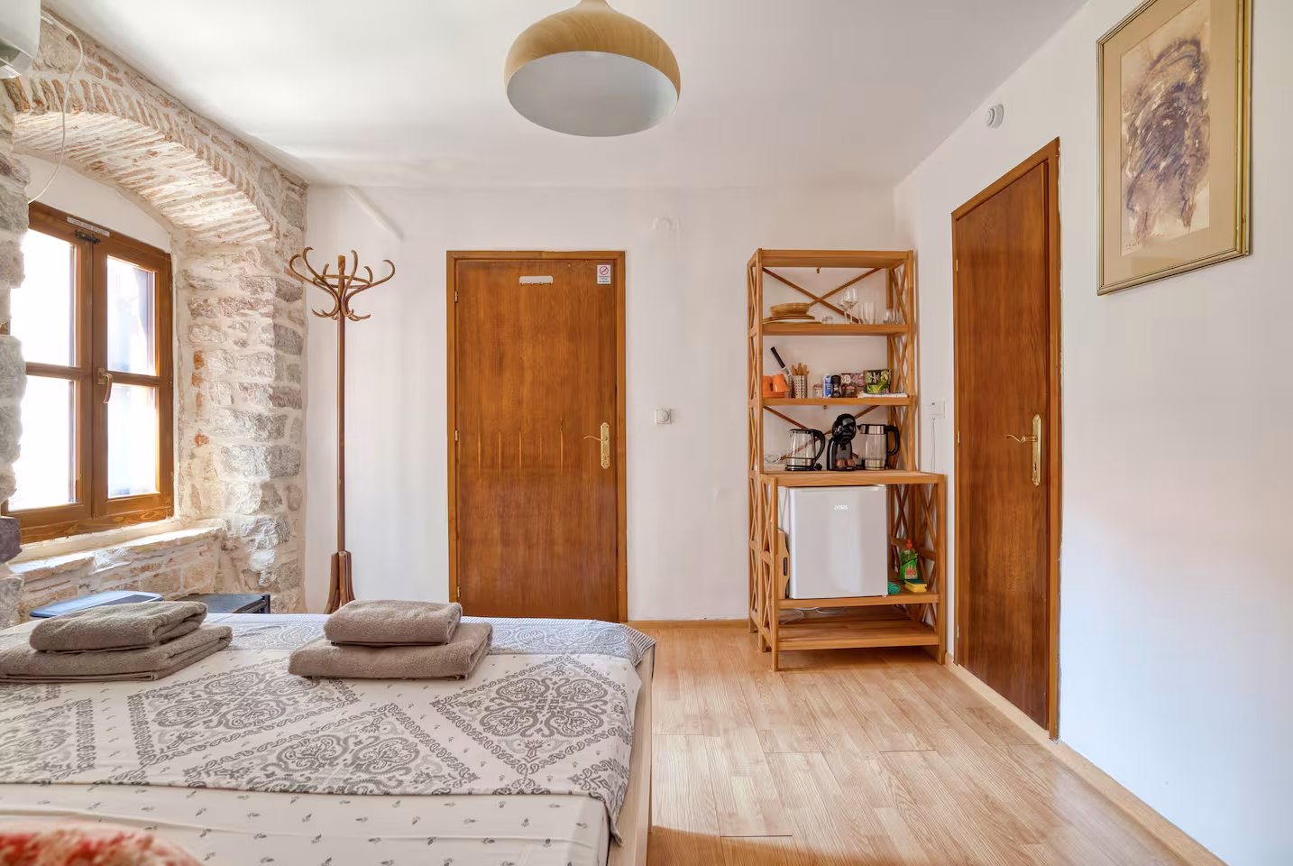Ying & Yang Umbrella accommodation in Kotor Old Town – photo 20
