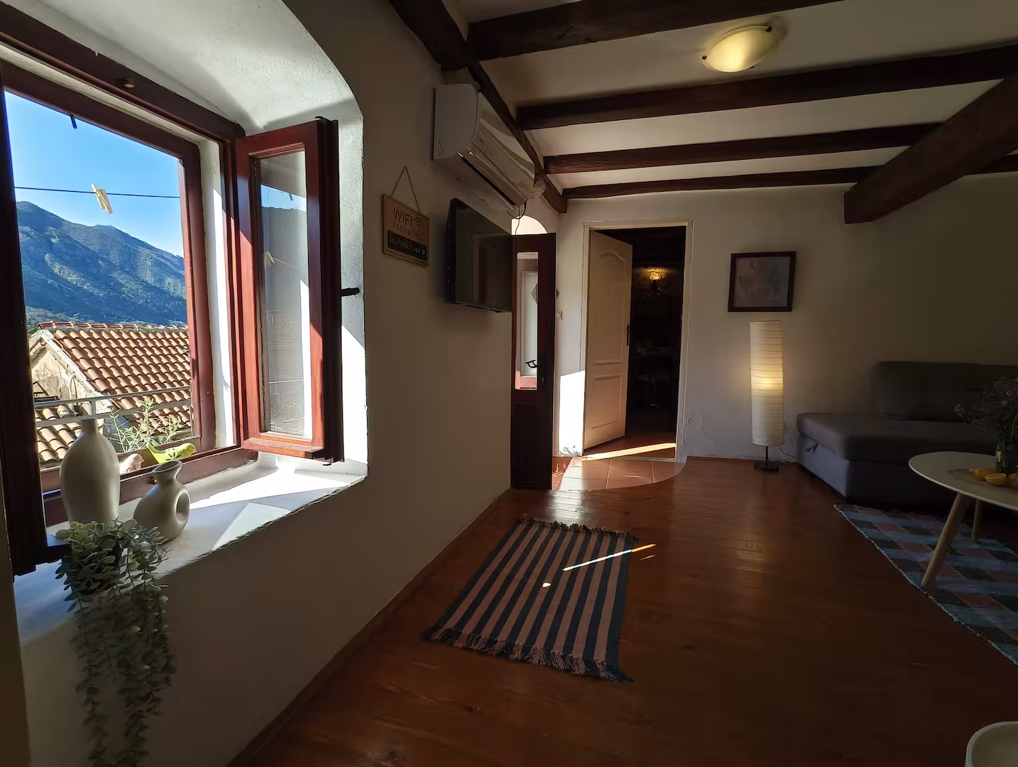 Mawar accommodation in Kotor Old Town – photo 21