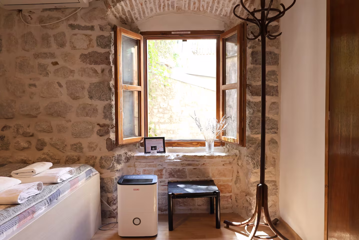 Ying accommodation in Kotor Old Town – photo 21