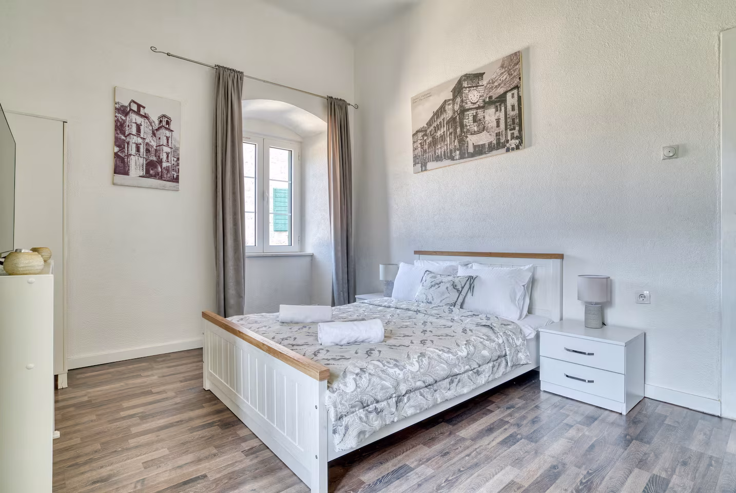 White Lily accommodation in Kotor Old Town – photo 25