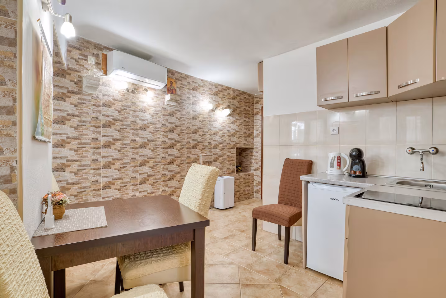 Artemis accommodation in Kotor Old Town – photo 26