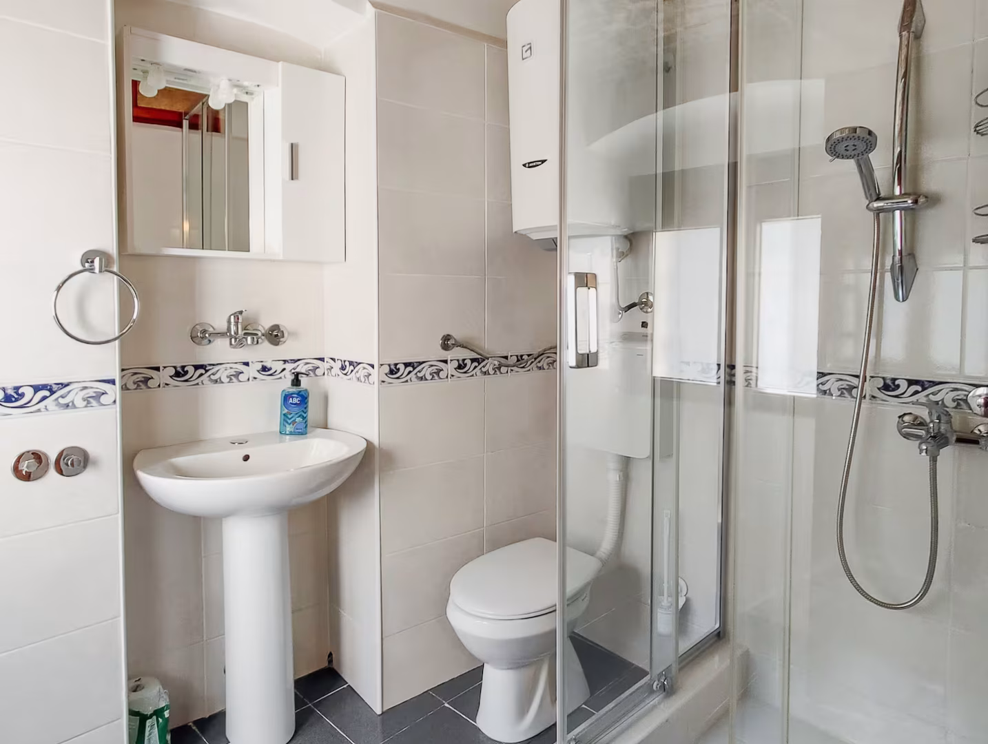 Candra accommodation in Kotor Old Town – photo 33