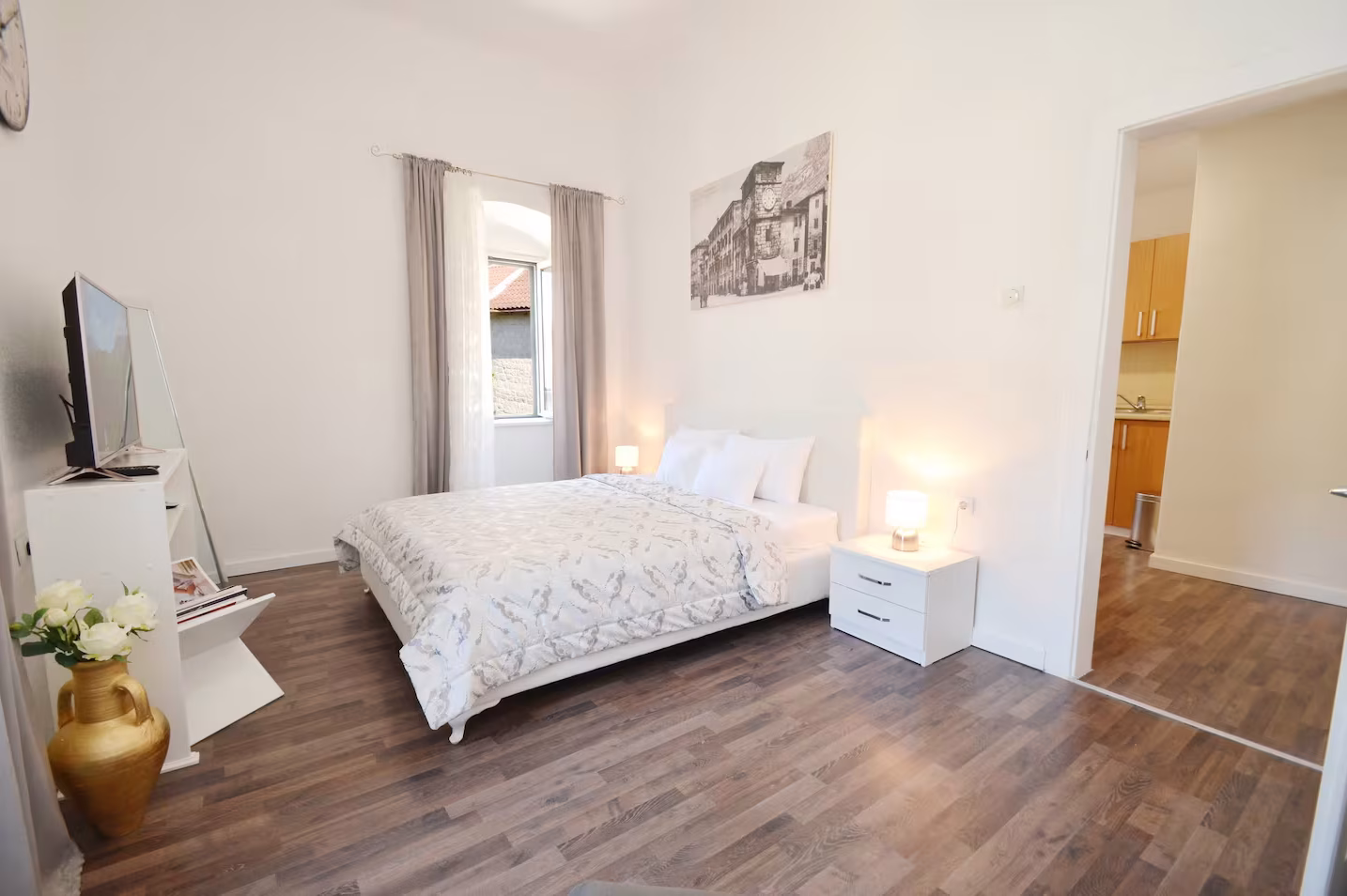 White Lily accommodation in Kotor Old Town – photo 34