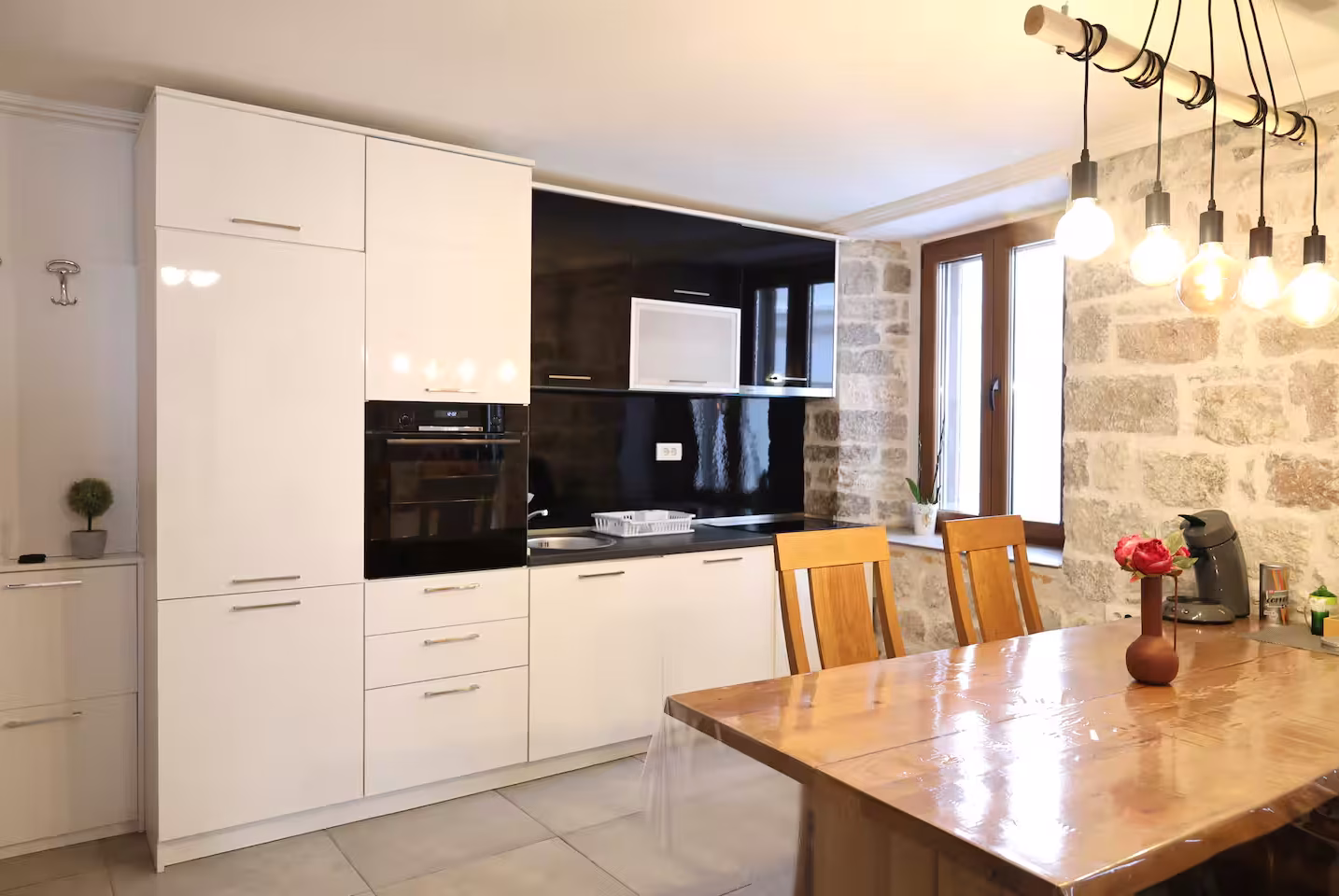 Shamash accommodation in Kotor Old Town – photo 35