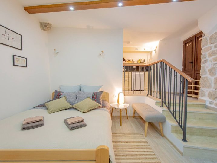 Raksasa accommodation in Kotor Old Town – photo 40