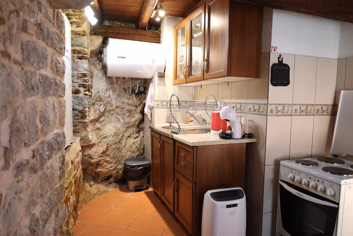 Mawar accommodation in Kotor Old Town – photo 41