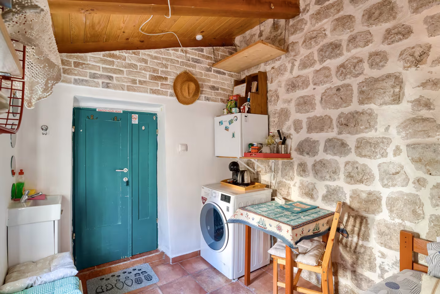 Kecil Dua accommodation in Kotor Old Town – photo 45