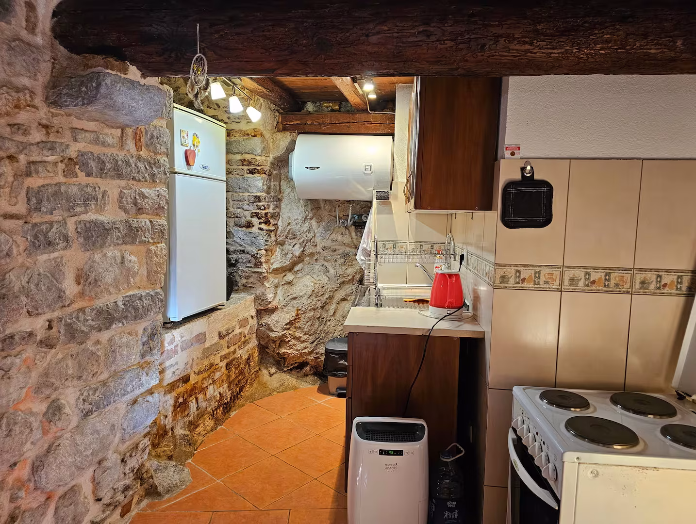 Mawar accommodation in Kotor Old Town – photo 46