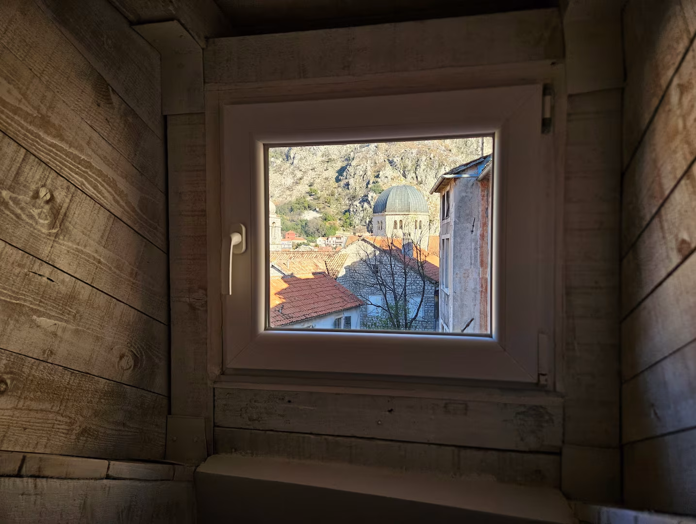 Main Square accommodation in Kotor Old Town – photo 50