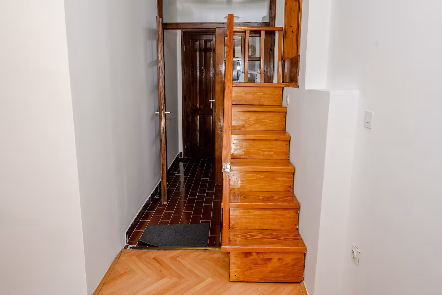 Pluto accommodation in Kotor Old Town – photo 60