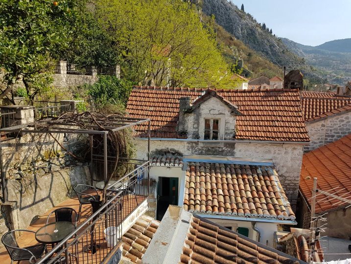Raksasa accommodation in Kotor Old Town – photo 60