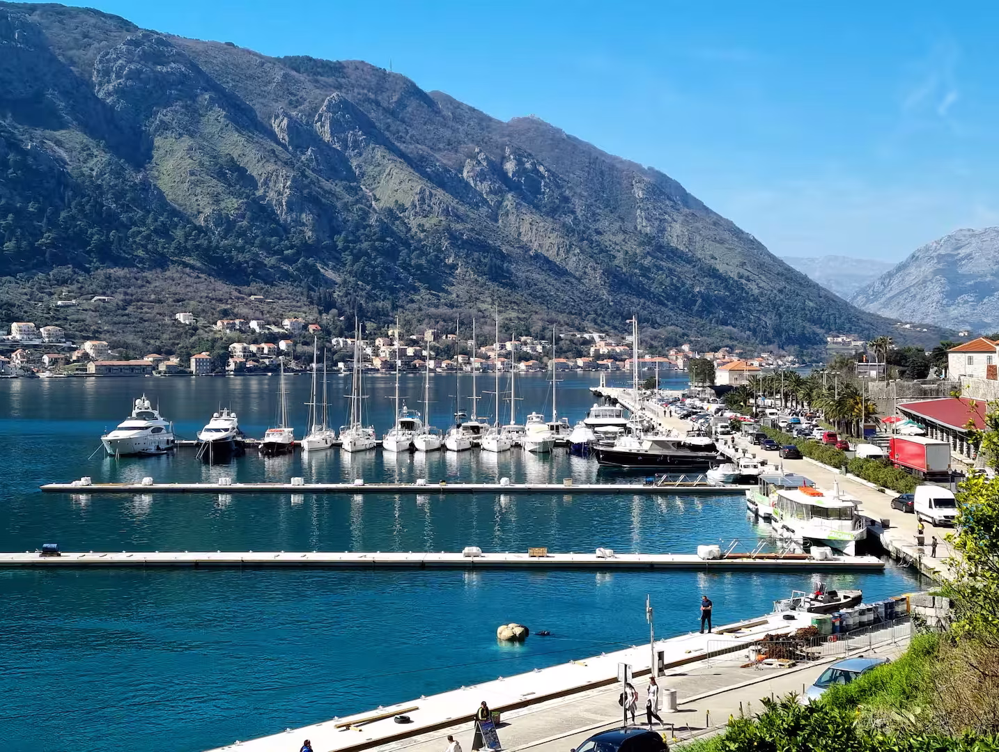 White Lily accommodation in Kotor Old Town – photo 66