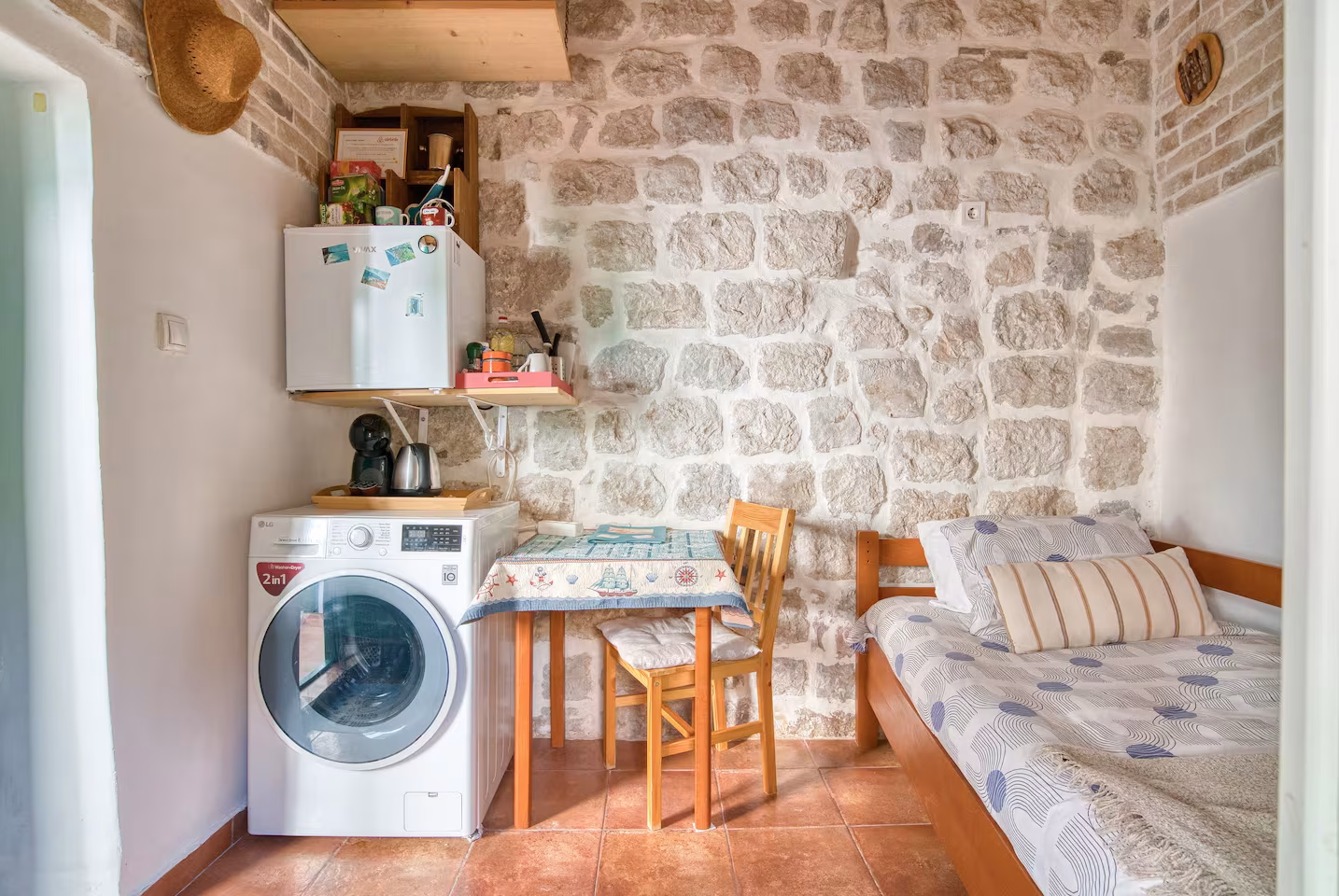Kecil Dua accommodation in Kotor Old Town – photo 87