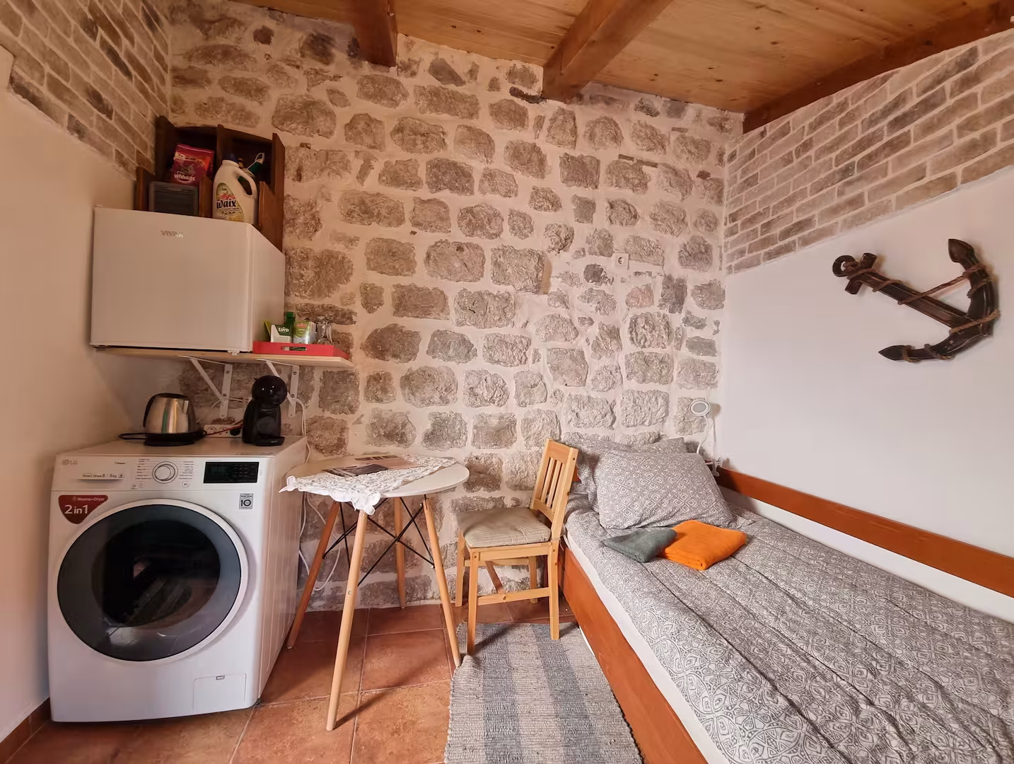 Kecil Lain accommodation in Kotor Old Town – photo 89