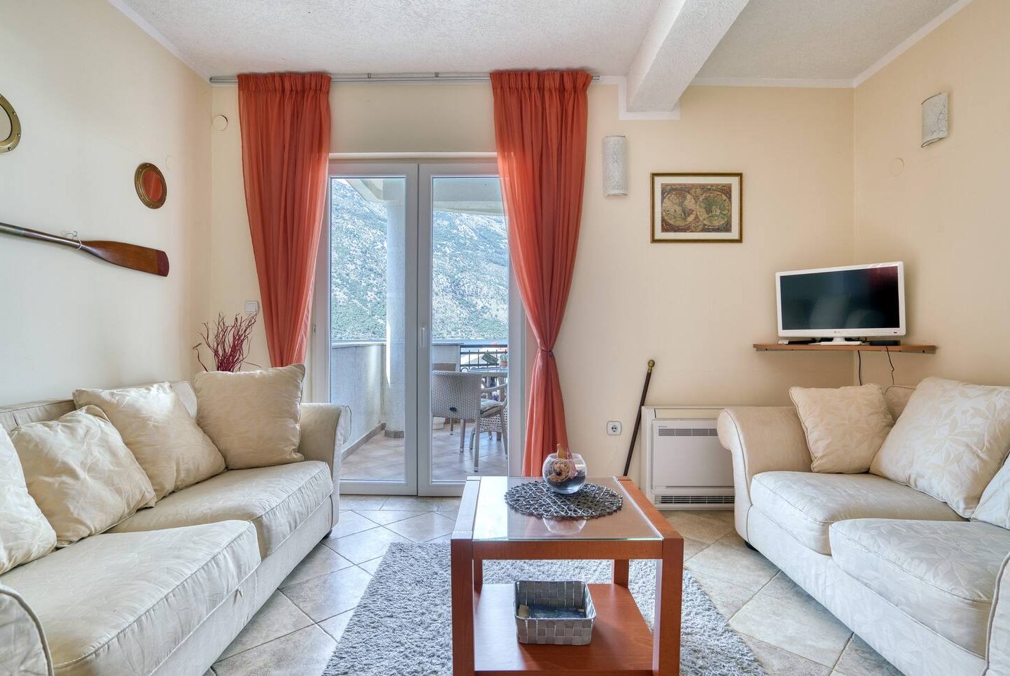 Mariner accommodation in Bay of Kotor – photo 14