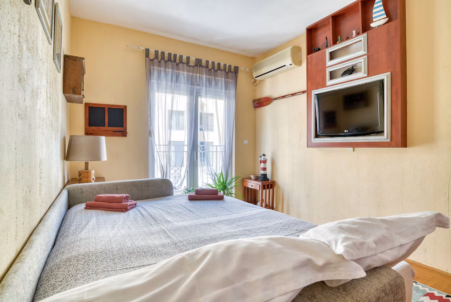 Traveler accommodation in Kotor – photo 46